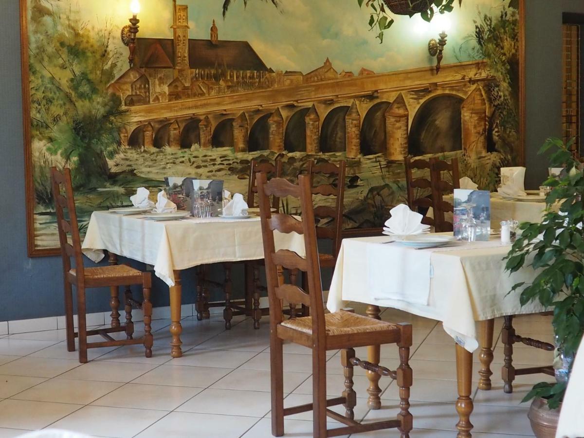 Hotel Restaurant La Manse Dornecy Exteriér fotografie